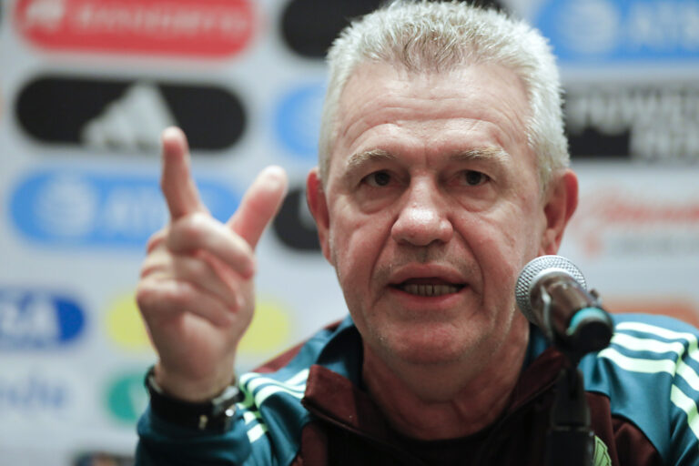 Javier Aguirre dice que el gran nivel de Ecuador llevará al límite a México