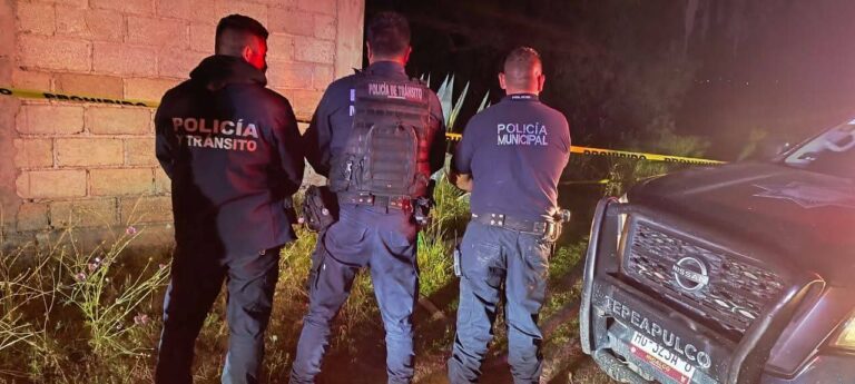 Encuentran policías municipales de Tepeapulco, armamento abandonado