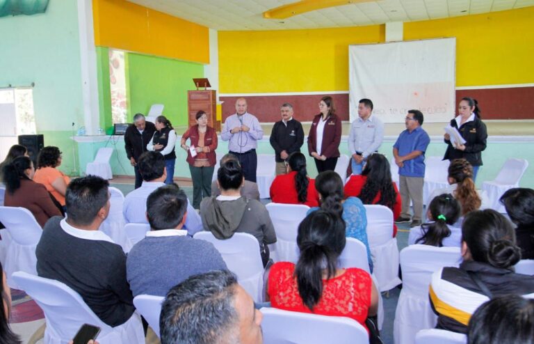 Titular de la SEPH supervisa recuperación de escuelas en Zimapán y Nicolás Flores