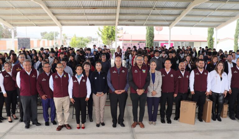 Natividad Castrejón inaugura laboratorio STEM en Villa de Tezontepec