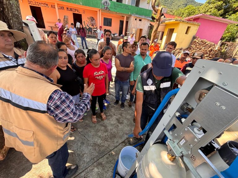 CEAA instala 26 plantas potabilizadoras de agua en comunidades afectadas por lluvias