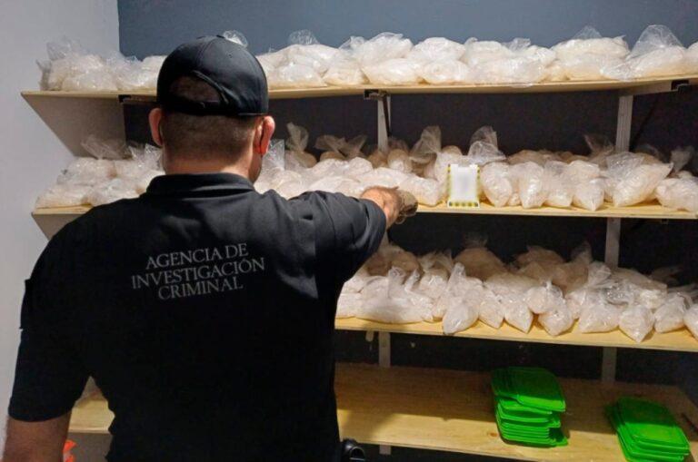 Aseguran 385 kilogramos y 170 litros de metanfetamina