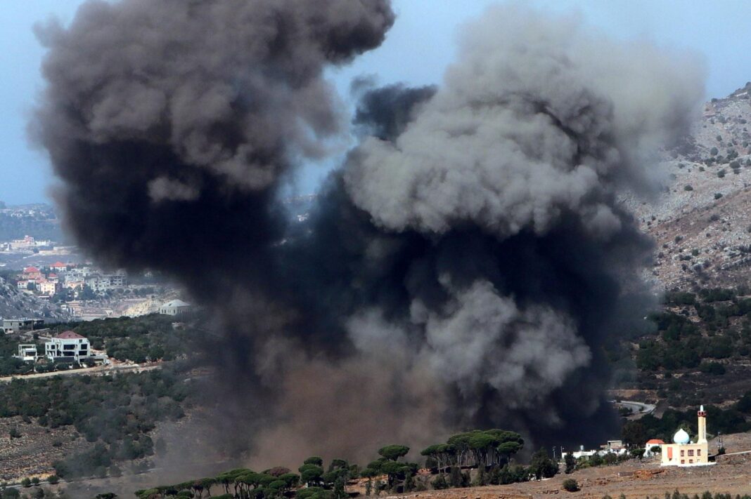 Israel lanza otra ola de bombardeos contra presuntas instalaciones de Hizbulá en Líbano