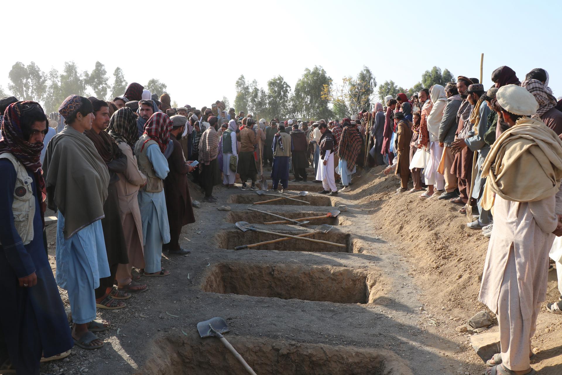 ONU confirma bombardeos que mataron a 10 civiles en Afganistán pero no menciona a Pakistán