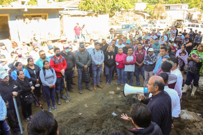 SEPH atiende daños en planteles de Tianguistengo