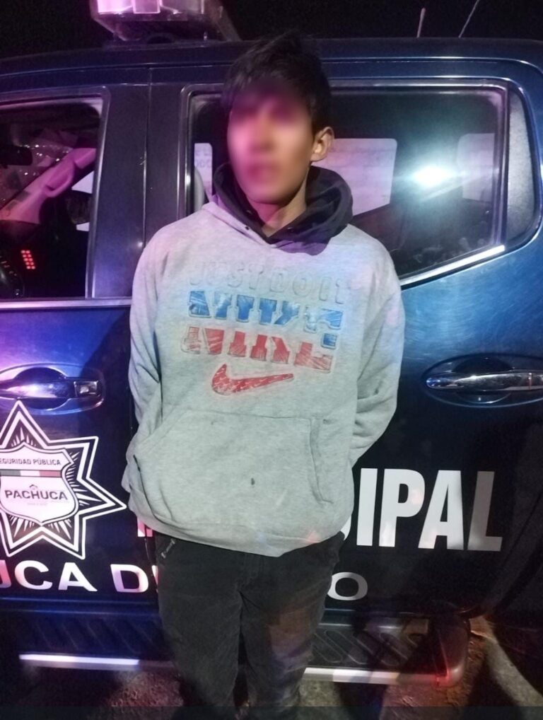 Detienen a menor de edad y recuperan motocicleta robada 