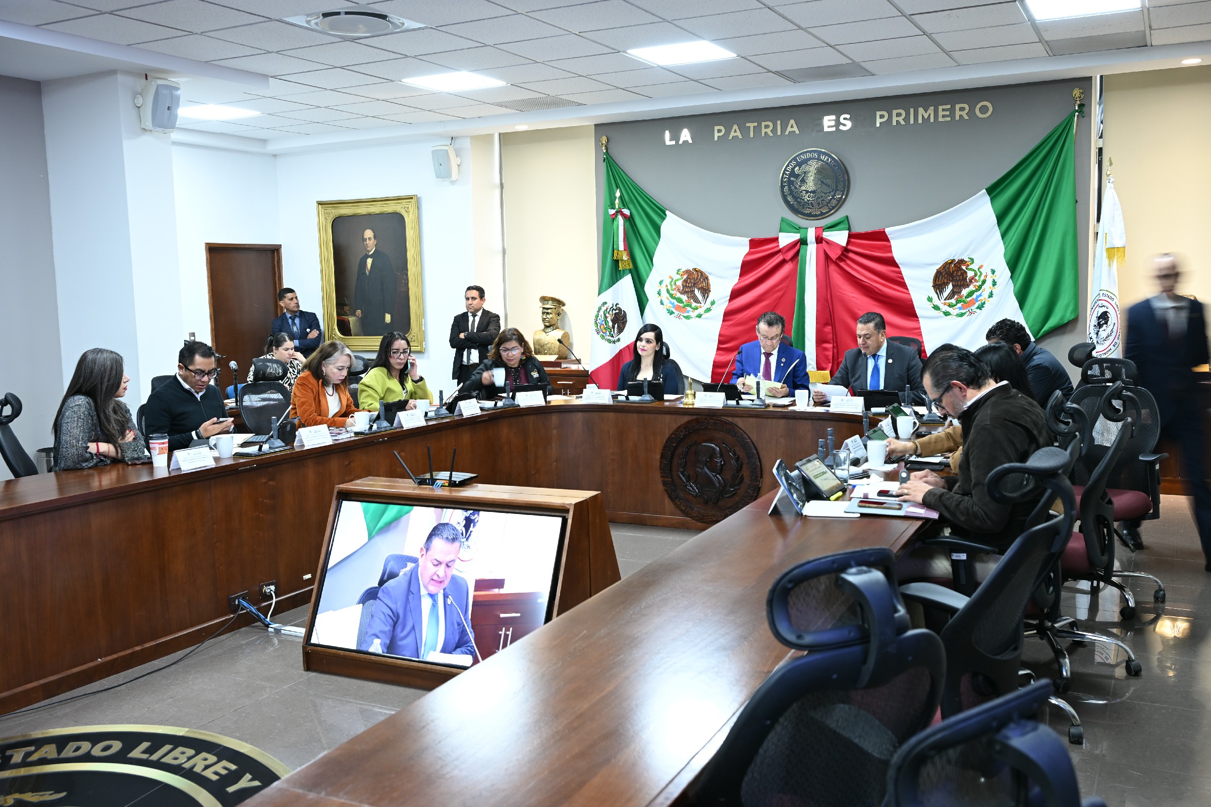 EN EL CONGRESO Buscan proteger a trabajadores de seguridad pública_ Cortesía