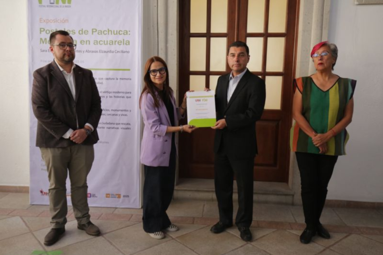 Inauguran exposición “Postales de Pachuca”, con más de 40 pinturas