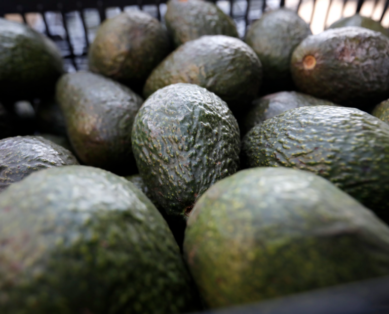 El aguacate de México, la otra estrella que domina el Super Bowl