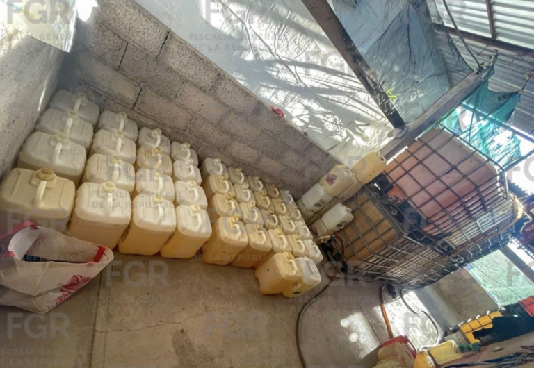 Almacenaban hidrocarburo robado, pero agentes de la FGR lo descubrieron