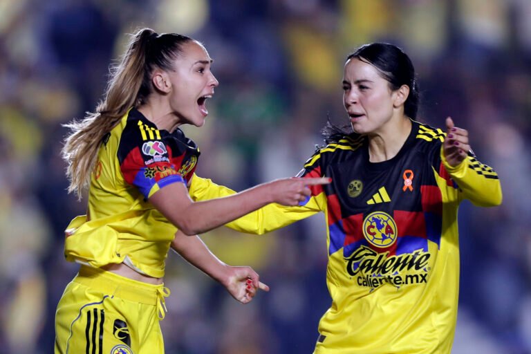 AMÉRICA FEMENIL VISITA A LAS CHIVAS EN EL CLÁSICO NACIONAL