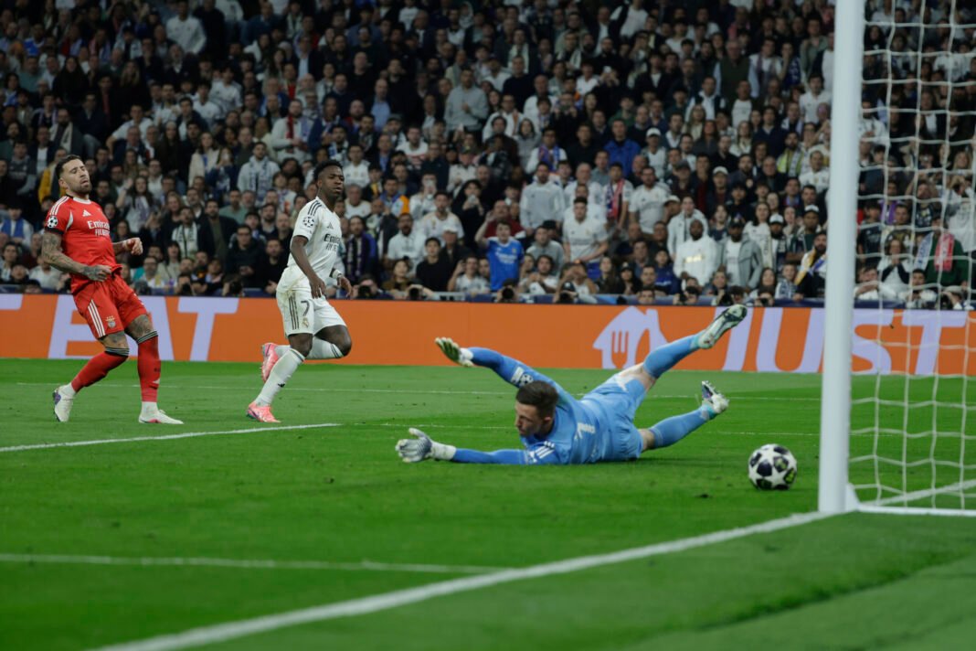 2-1. La revancha de Vinícius