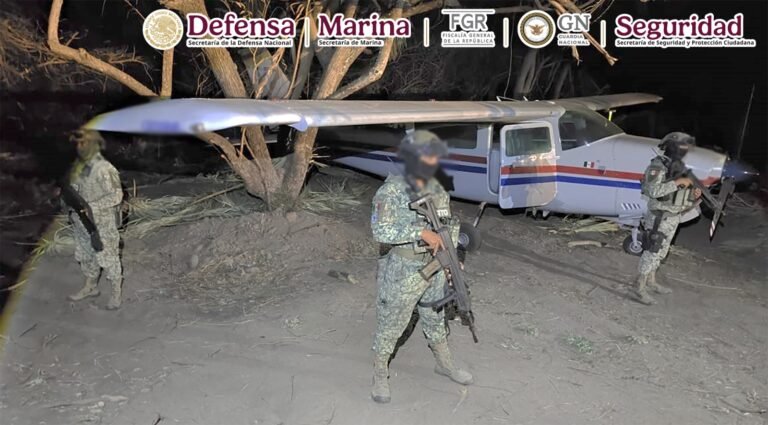 En vuelo no autorizado detectan una Aeronave y 534 paquetes con cocaína
