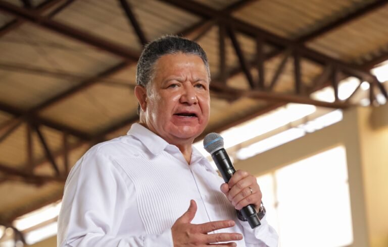 Seis secretarías estatales dejarán de pagar renta: Julio Menchaca 