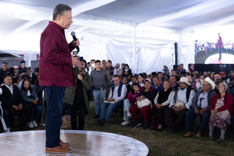 Menchaca Salazar retoma las Rutas de la Transformación en Omitlán