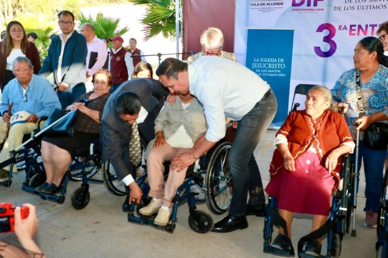 Tula de Allende transforma vidas con entrega de sillas de ruedas