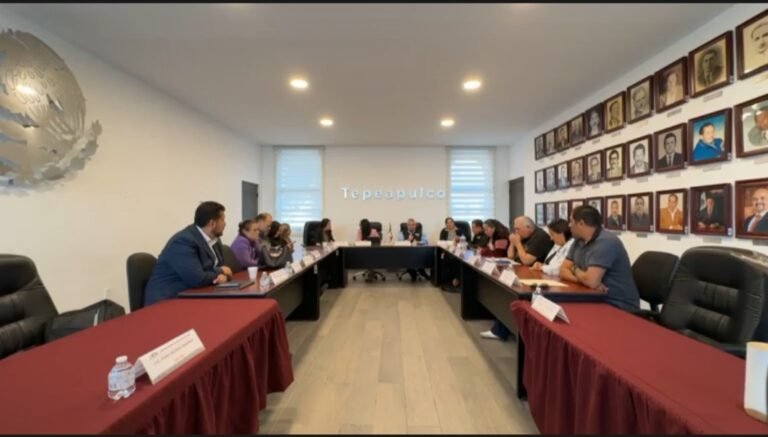 Condonan impuestos a dos instituciones de nivel medio superior en Tepeapulco