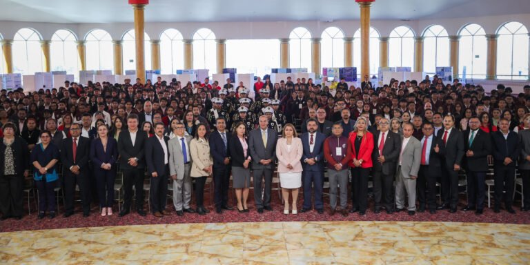 Inauguración del Concurso Nacional de Prototipos por Natividad Castrejón