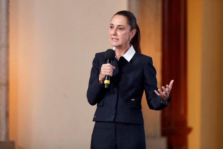 Sheinbaum anuncia “Plan B” de su reforma electoral 