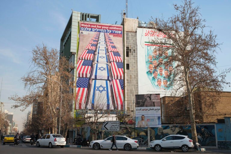 Irán admitió contactos con Estados Unidos 