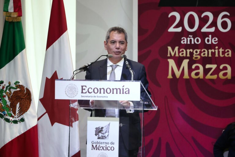 Secretaría de Hacienda pide calma y prevé efectos cortos por guerra en Irán