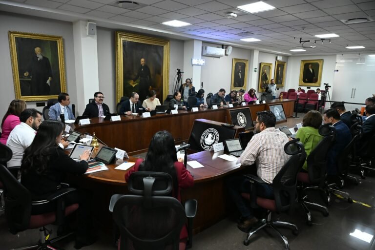 Aprueban minuta en materia de límite a las jubilaciones 