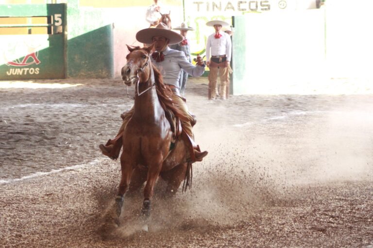 Celebran resolución de la SCJN en torno a la charrería