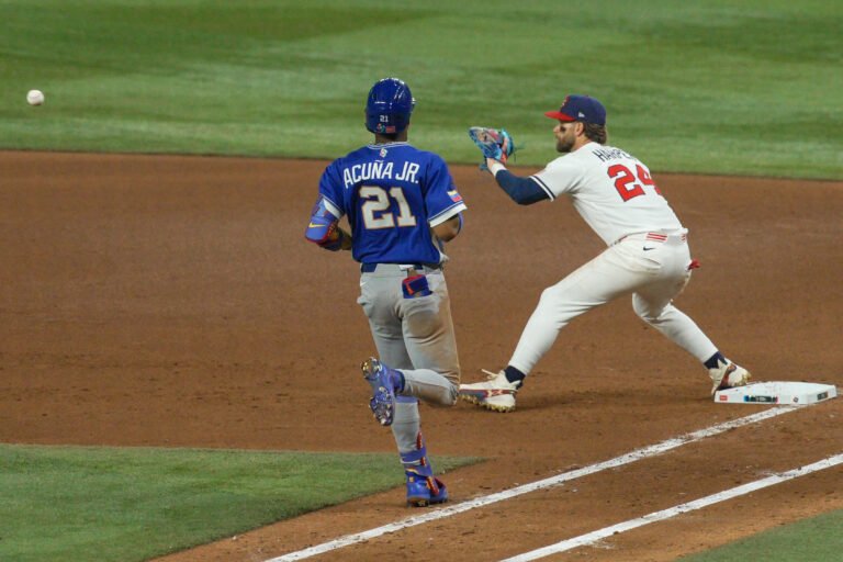 FORD SE CONVIERTE EN PATROCINADOR DE LA LIGA DE BÉISBOL EN EU