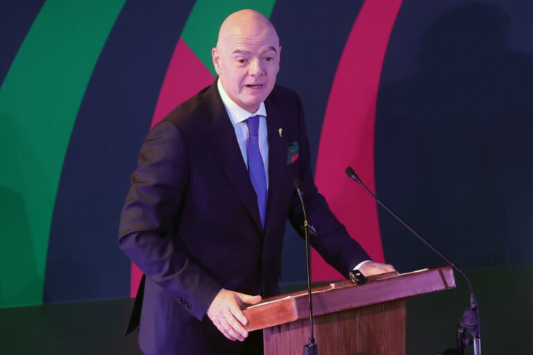 INFANTINO CALIFICA DE ESPECIAL ESTAR EN MÉXICO