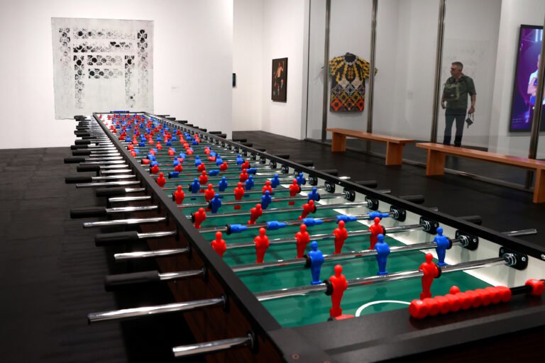 MUSEO MEXICANO JUMEX TRANSFORMA EMOCIÓN DE FUTBOL EN ARTE CONTEMPORÁNEO