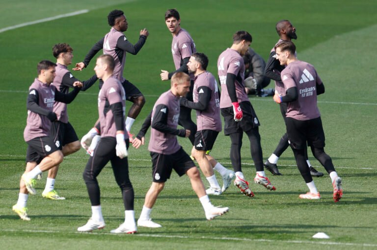REAL MADRID CERRÓ PREPARACIÓN CON VARIAS AUSENCIAS