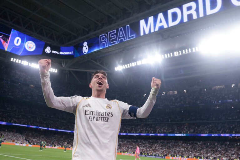 FEDE VALVERDE ALIMENTA UN NUEVO MILAGRO