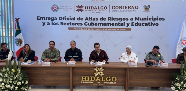 Entregan 7 Atlas de Riesgos a Municipios y Sectores Gubernamental y Educativo