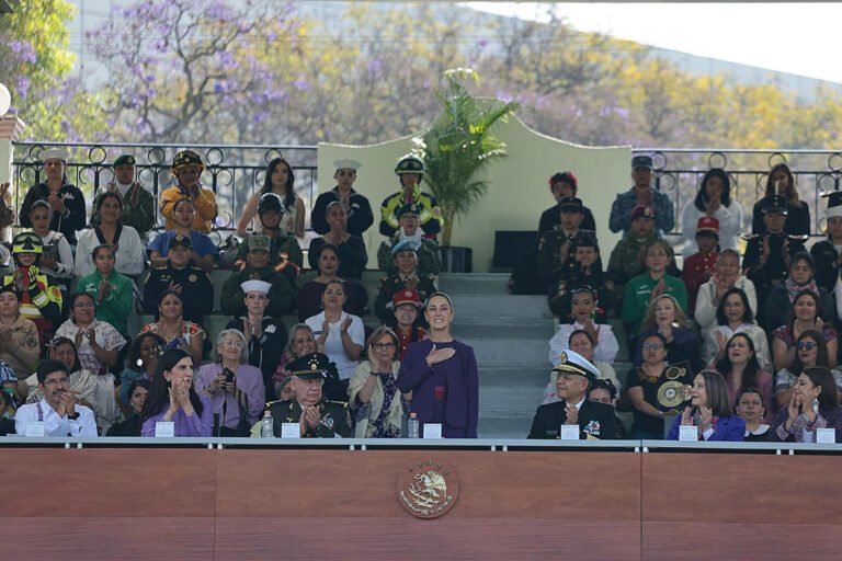 Reconocen el trabajo de las mujeres en las Fuerzas Armadas 