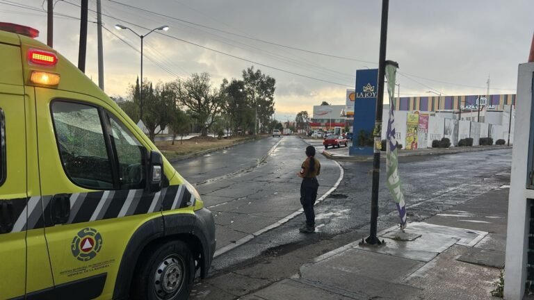 Reportan lluvia moderada en Mineral de la Reforma
