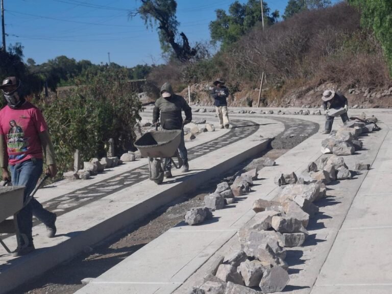 Impulsan conectividad con el programa “Construye tu camino”