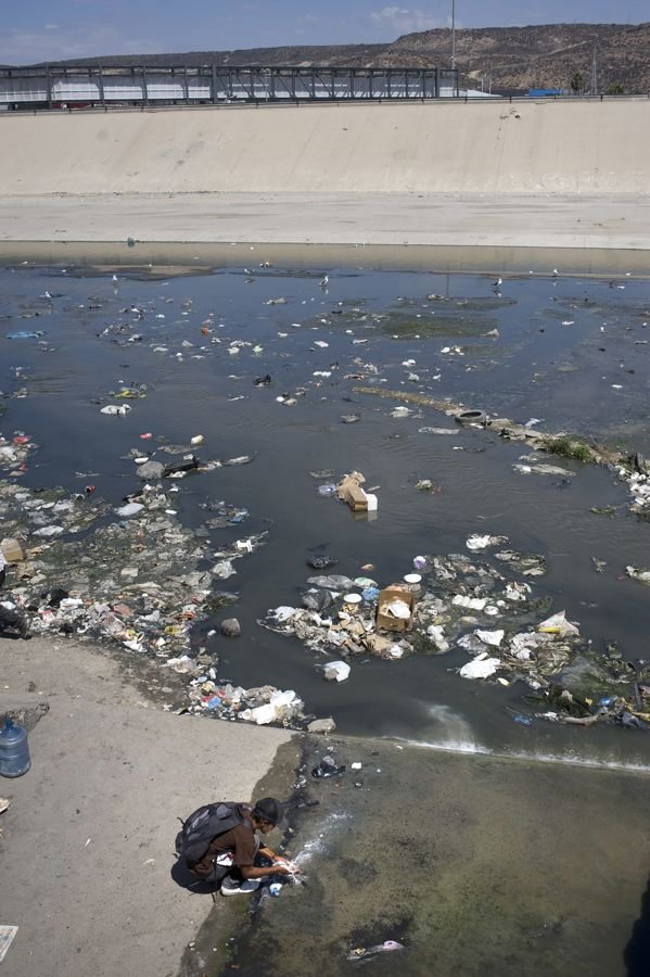 México y EE.UU. intensifican atención sanitaria a las aguas residuales del río Tijuana