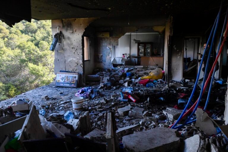 Suben a mil 72 los muertos por la ofensiva aérea en El Líbano