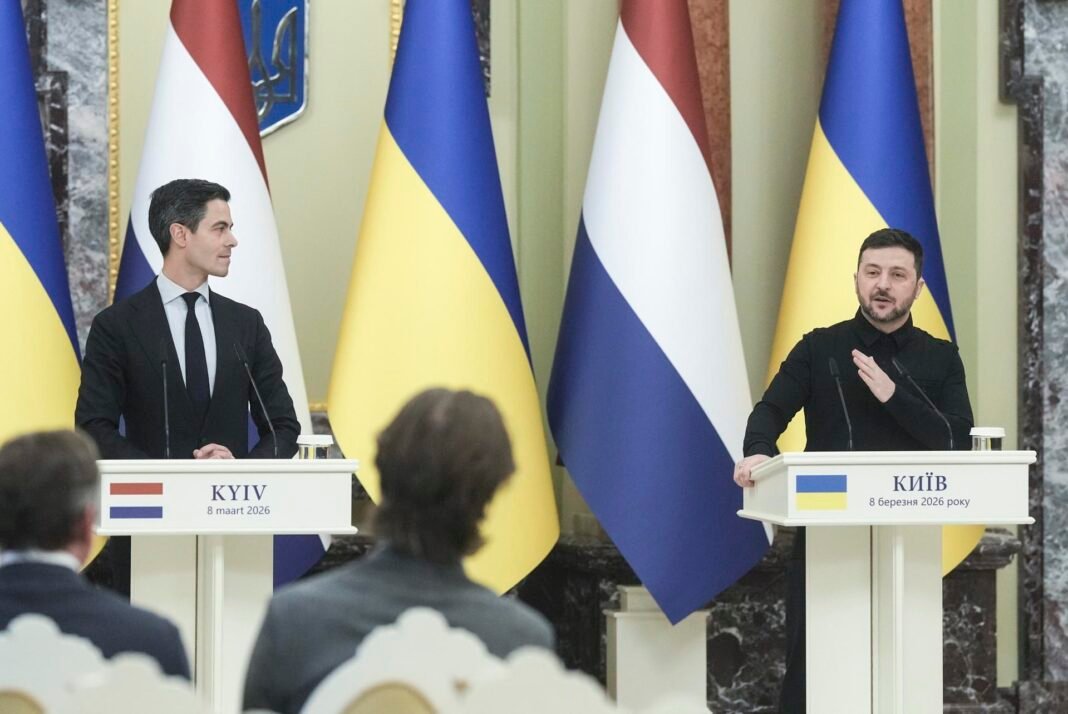 Ucrania recuperó en mes y medio entre 400 y 435 kilómetros en el sur, según Zelenski