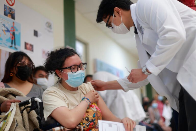 La Secretaría de Salud, eleva a 33 las muertes por sarampión