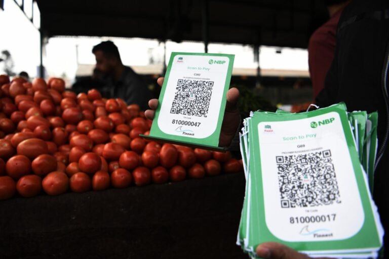 Especialistas alertan por fraudes con códigos QR por auge de pagos digitales