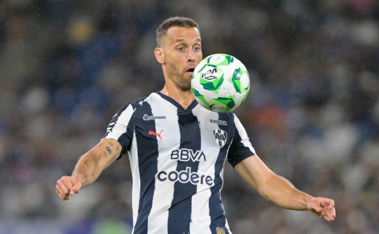 EL ESPAÑOL SERGIO CANALES ANUNCIA SU SALIDA DE RAYADOS DE MONTERREY