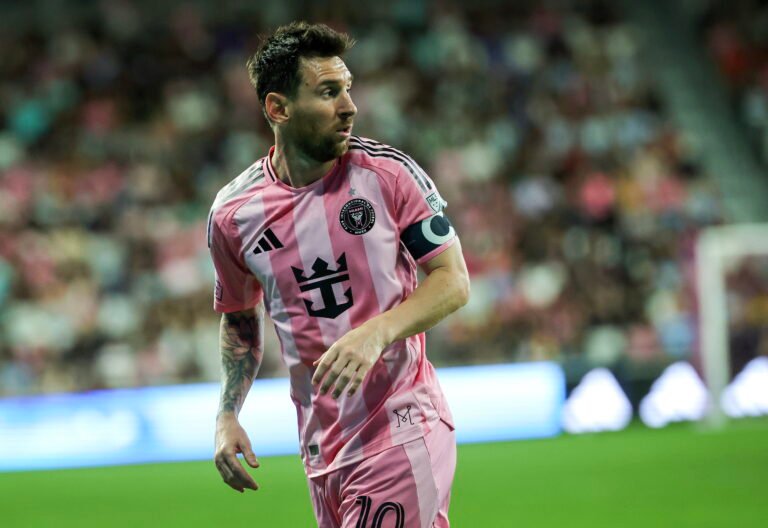 LIONEL MESSI COMPRA EQUIPO DE QUINTA CATEGORÍA ESPAÑOLA 