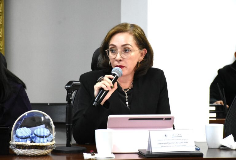 Diputada propone analizar el regreso de carril compartido del Tuzobús