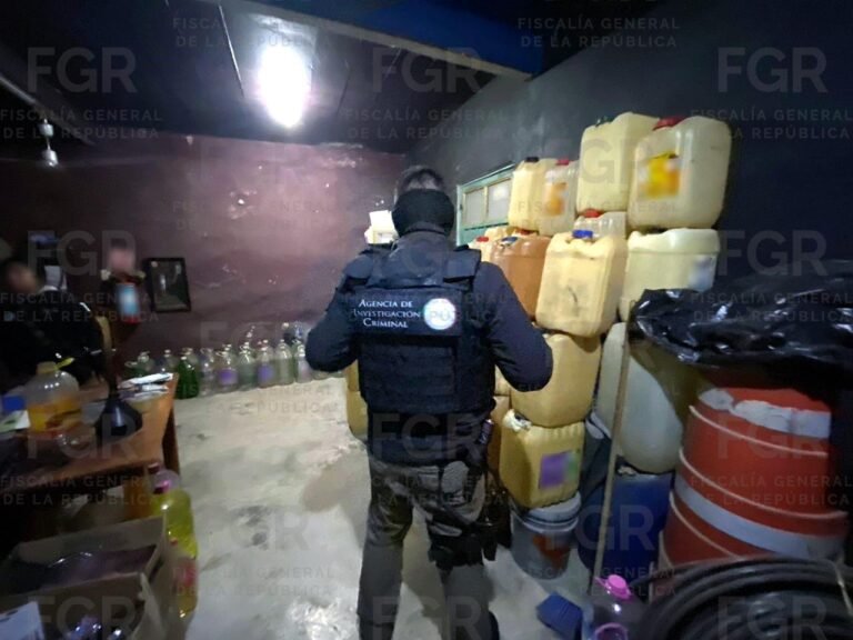 Aseguraron más de dos mil litros de huachicol en San Bartolo