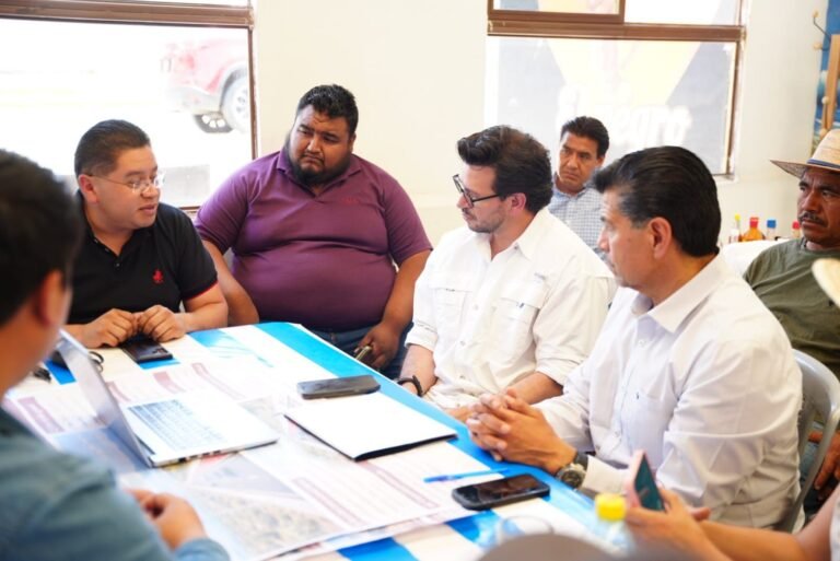 Exponen pobladores proyectos de desarrollo