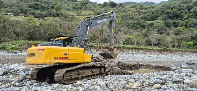 Inicia SIPDUS desazolve del río Tlacolula