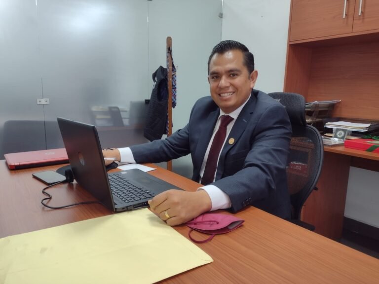 Piden vecinos de Cuautepec abrir un carril de circulación en tramo en reconstrucción