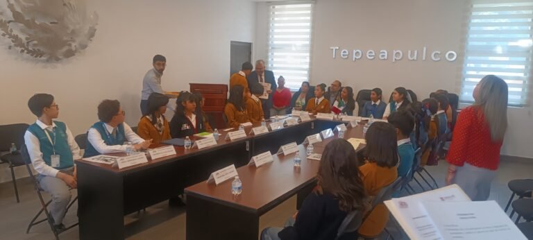 Sesiona “Cabildo Juvenil 2026” de Tepeapulco