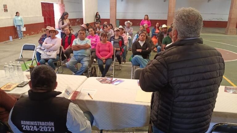 Gobierno de Hidalgo acerca atención directa a familias migrantes
